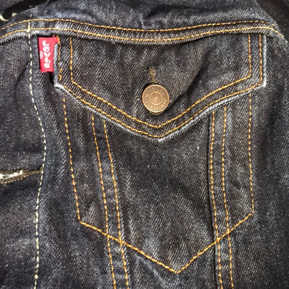 Levi’s Colusa Trucker Jacket - Picture 7 of 12